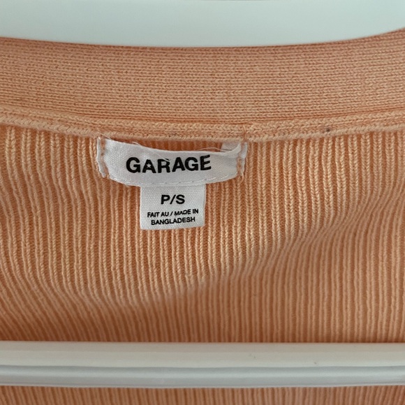 Small top - Picture 2 of 2